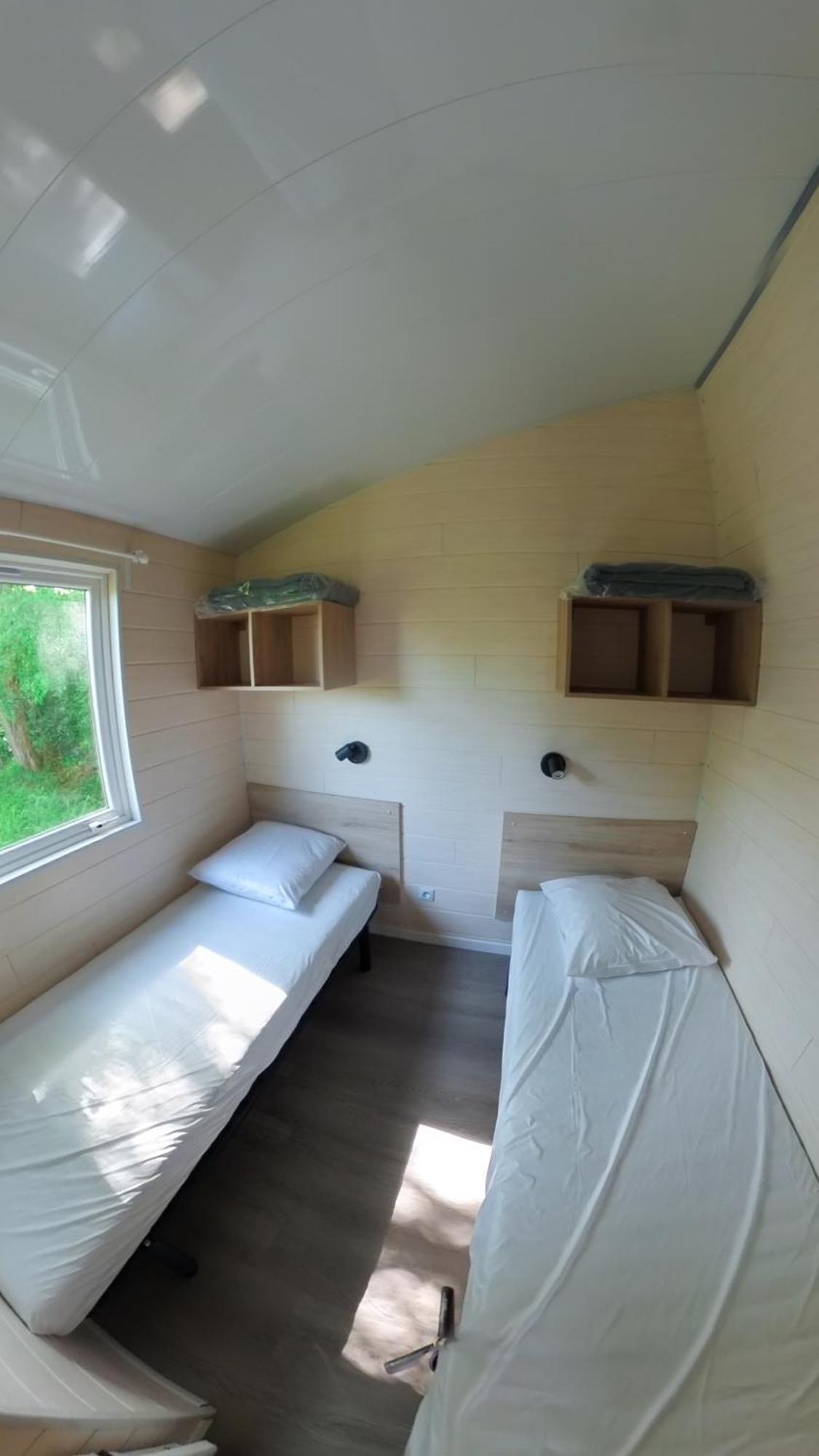 Camping Les Terrasses De Dordogne Rouffignac Saint-Cernin Phòng bức ảnh