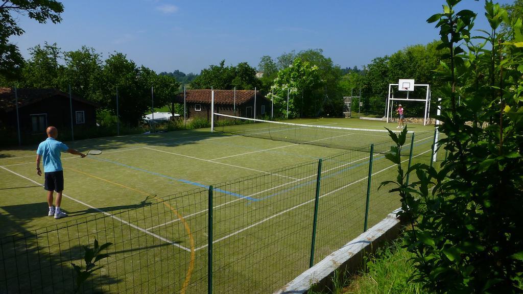 Camping Les Terrasses De Dordogne Rouffignac Saint-Cernin Ngoại thất bức ảnh