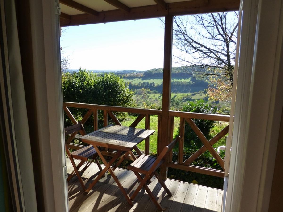 Camping Les Terrasses De Dordogne Rouffignac Saint-Cernin Ngoại thất bức ảnh
