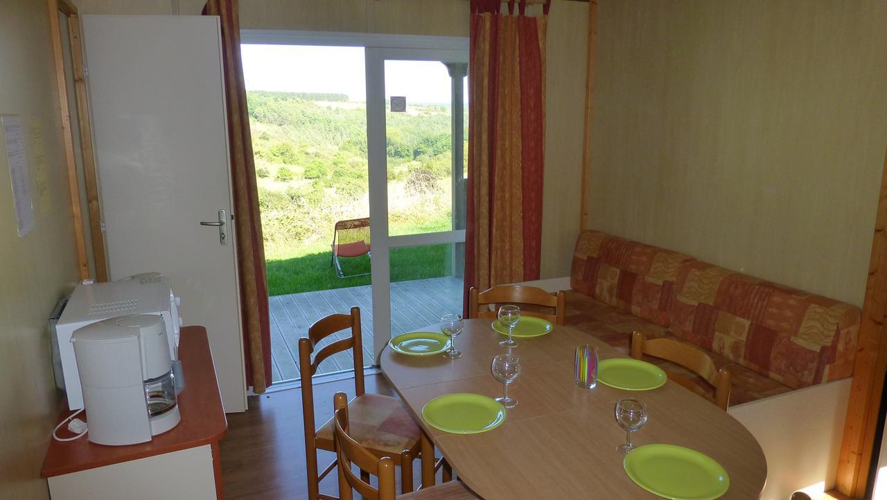 Camping Les Terrasses De Dordogne Rouffignac Saint-Cernin Ngoại thất bức ảnh