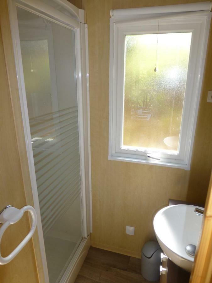 Camping Les Terrasses De Dordogne Rouffignac Saint-Cernin Ngoại thất bức ảnh