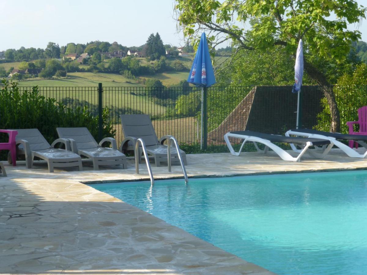 Camping Les Terrasses De Dordogne Rouffignac Saint-Cernin Ngoại thất bức ảnh